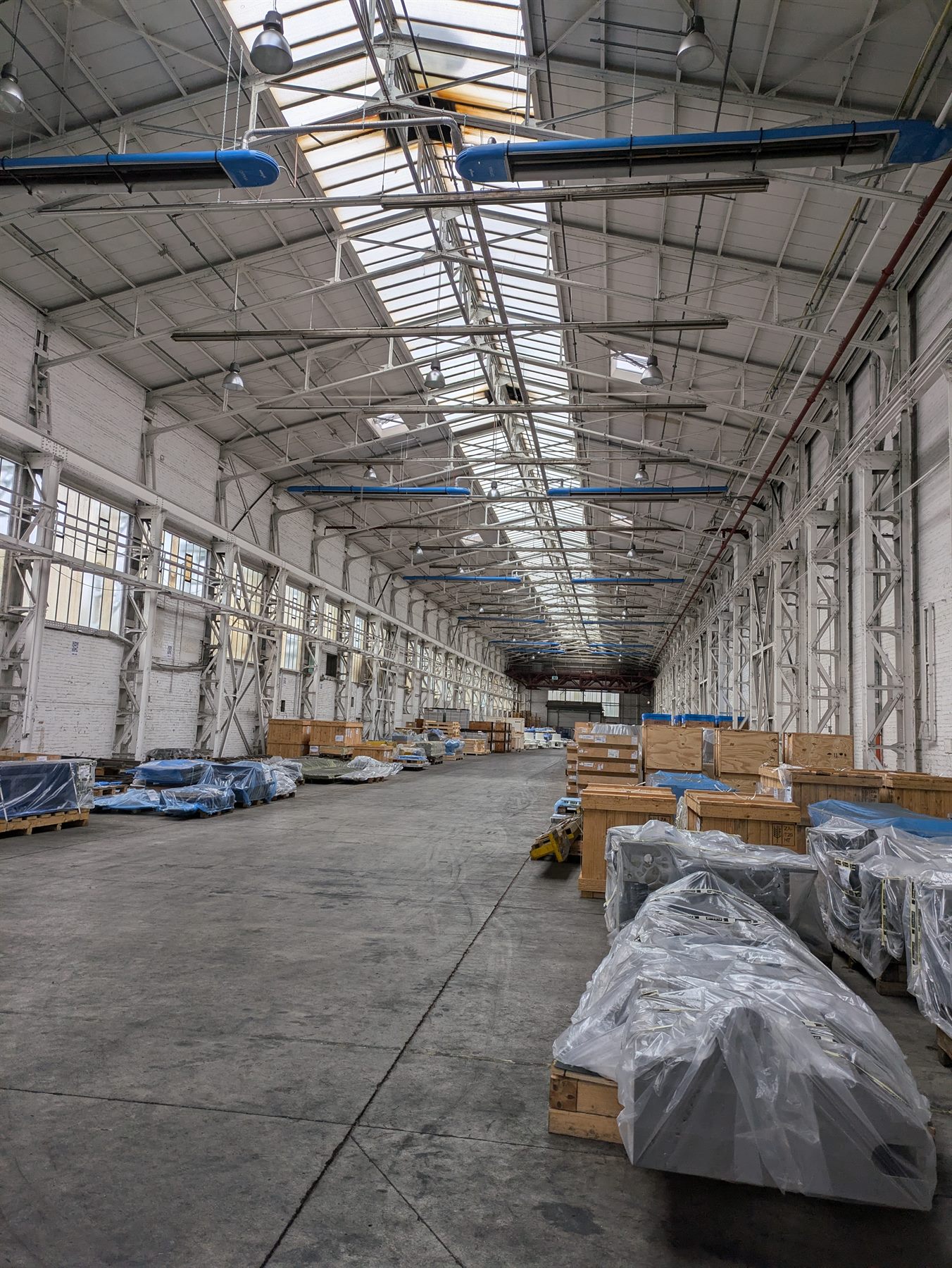 Lichtbandsanierung einer Gewerbehalle in Bochum