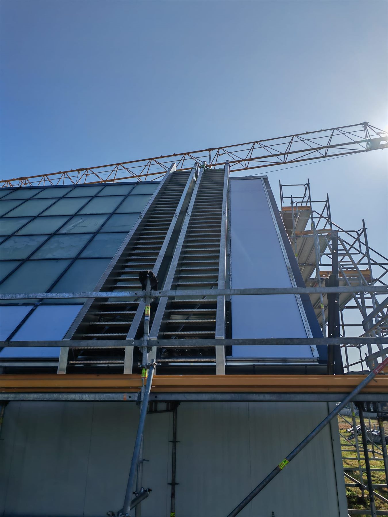 Lichtband- und Lüftungssanierung im Einkaufszentrum Plauen